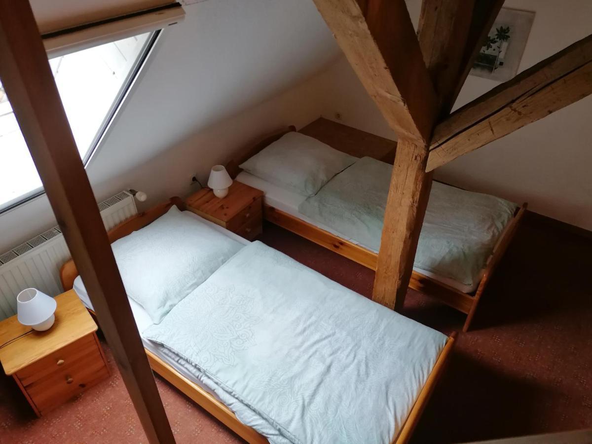 Boddenhus Auf Ruegen - Ferienwohnungen Und Pension Rappin Eksteriør bilde